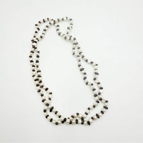 Vintage Genuine Pearls and Garnet Beaded Necklace - Picture 4 of 6